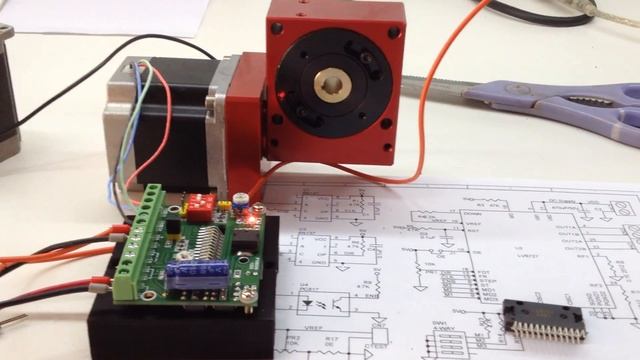 LV8727 Based Stepper Motor Driver смотреть онлайн
