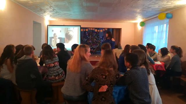 Святкування Нового року в 9-11 класах смотреть онлайн