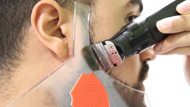 Beard trimming: cheek line and neckline_Aberlite ClearShaper Beard Shaping Tool (1/2) смотреть онлайн