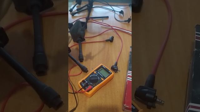 измерение сопротивление свечных проводов фирмы Tesla Т 983Р на двигатель 4sfe,3sfe-5sfe смотреть онлайн
