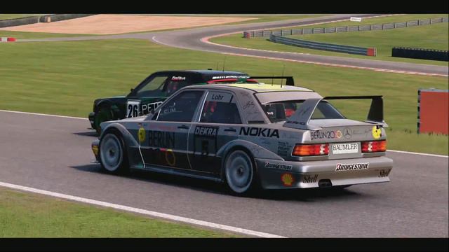 Automobilista 2 : Mercedes-Benz 190E 2.5-16 Evo II DTM смотреть онлайн