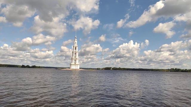 Колокольня Никольского собора в Калязине смотреть онлайн