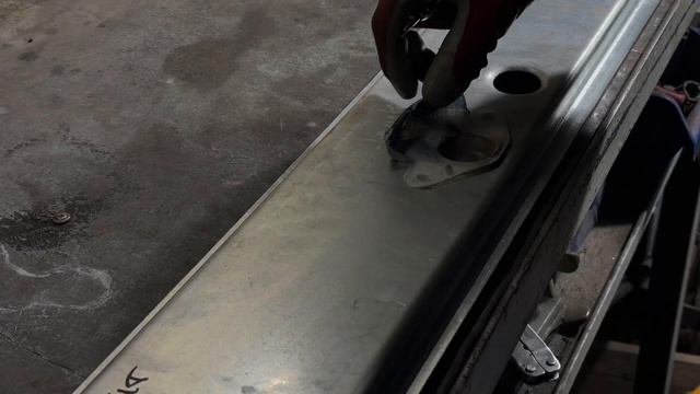 Inner Bracing With Dimple Dies for my Nissan Skyline DIY смотреть онлайн