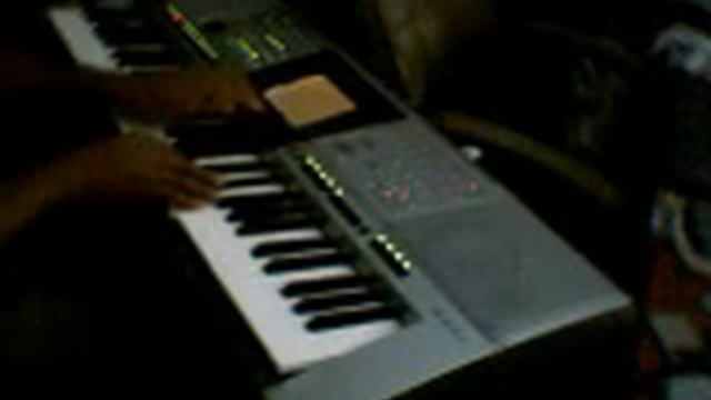 Kris Nicholson Playing Alright Ok You Win On A PSR-3000 1.MPG смотреть онлайн