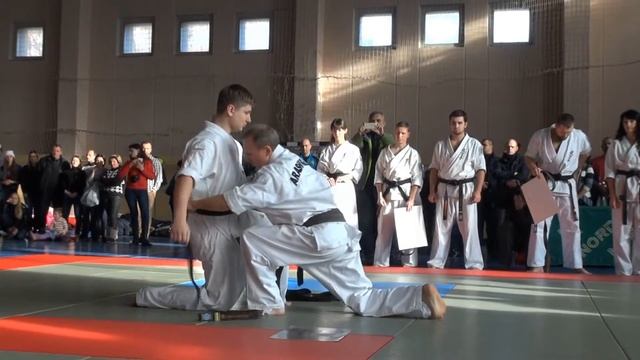 Араши Карате - вручение "Чёрных поясов" 26.11.2016г.г.Киев смотреть онлайн