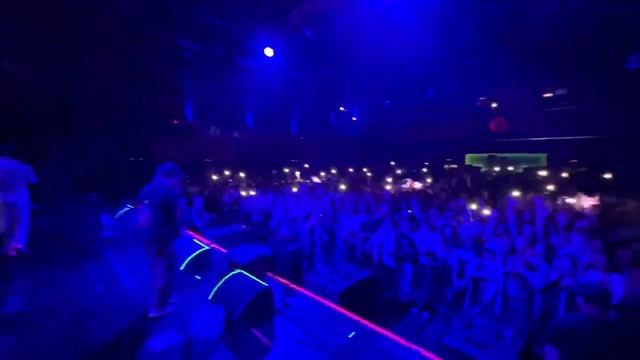 ХОЗЯЕВА НА КОНЦЕРТЕ ПЛОХОГО ПАРНЯ В ПИТЕРЕ! ПАРАДЕЕВИЧ,КОРЕШ,ЭКСАЙЛ,КУЕРТОВ,ДАНИЛА ГОРИЛА смотреть онлайн