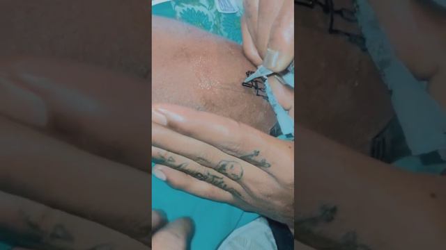 AK47 assault rifle tattoo on hand смотреть онлайн