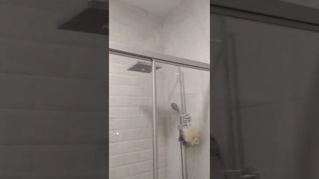 ШТОРКА НА ВАННУ PRACTIC PART GV-413, ПРОФИЛЬ ХРОМ МАТОВЫЙ, ПРОЗРАЧНОЕ СТЕКЛО смотреть онлайн