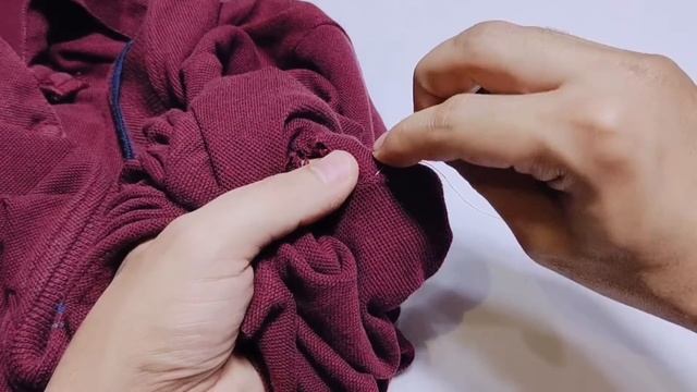 Teach yourself amazing sewing skills to fix a hole on your jacket without leaving a trace смотреть онлайн