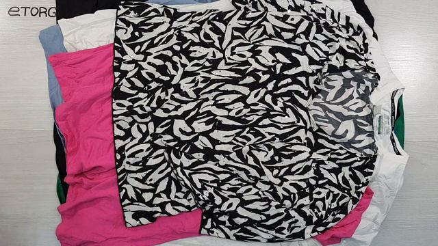 06631 Mixed T-shirts XL Belgium (Футболки кр+дл/р Бельгия)№2 24,85кг 6,30€за кг 122ед смотреть онлайн