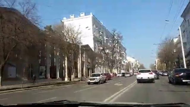 На машине по Ростову. Улица Большая Садовая, главная улица Ростова-на-Дону, весенний Ростов. смотреть онлайн