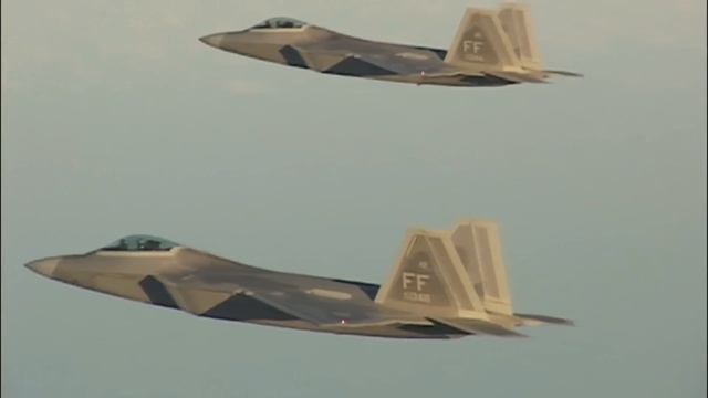 The F-22 Raptor Is Awesome смотреть онлайн