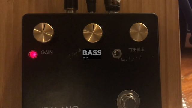 KLKT 2 band bass preamp (prototype) смотреть онлайн