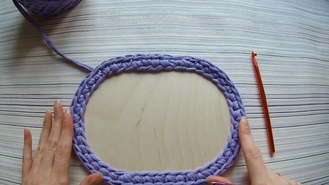 Самая простая корзина из трикотажной пряжи. Узор "Галочки". смотреть онлайн