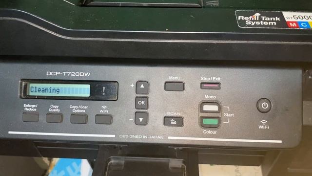 Head cleaning/Nozzle check BROTHER DPC-T720DW! Basic Tutorial! смотреть онлайн