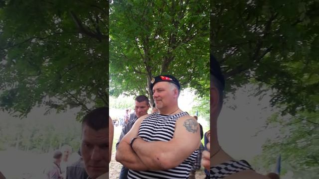 Когда он поёт, чайки стонут! смотреть онлайн