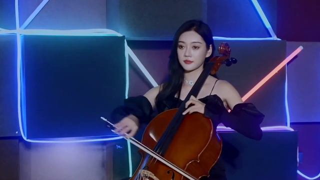 Cello playing "Dance Monkey"~cover by Hannah | 大提琴演奏《Dance Monkey》 смотреть онлайн
