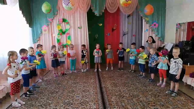 Песня "Наша мама солнышко" средняя группа смотреть онлайн