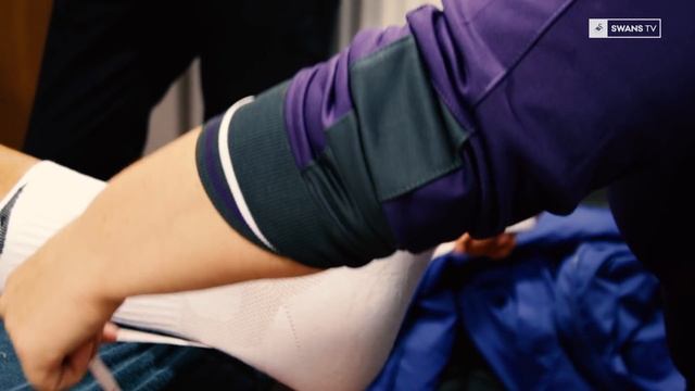 Swans TV - EXCLUSIVE: Fernando Llorente signs for the Swans смотреть онлайн