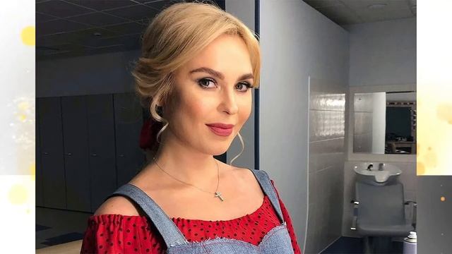 КАКАЯ КРАСОТКА: ПЕЛАГЕЯ ПОКАЗАЛА 3-Х ЛЕТНЮЮ ДОЧЬ смотреть онлайн