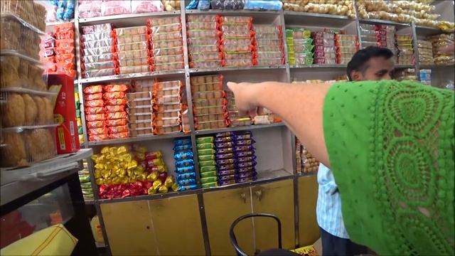 95. India 2022. Rishikesh. Рынок в Центре Ришикеша. Маленький шопинг. Пропали билеты Аэрофлота. смотреть онлайн