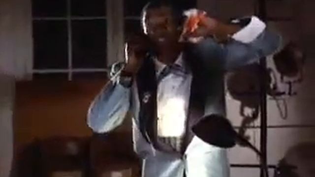 Marty McFly (Michael J. Fox) - Johnny B. Goode смотреть онлайн