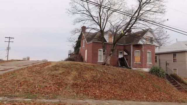 JEFFERSON CITY: What We Saw In Missouri's Capital City смотреть онлайн