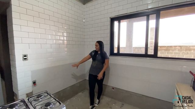 DIÁRIO DE OBRA 38 | BANCADA DE COZINHA | REVESTIMENTO METRO WHITE | COZINHA INTEGRADA |NOSSA COZINH смотреть онлайн