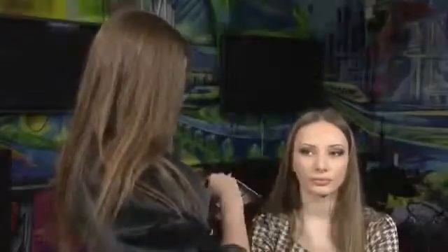 Прическа для длинных волос от Екатерины Пиксаевой смотреть онлайн