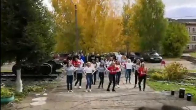Танец, поздравление на день учителя. смотреть онлайн