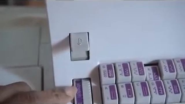 How to program the Pfaff select 3.2 sewing machine to do the overlock stitch (K) / Sewing tutorial смотреть онлайн