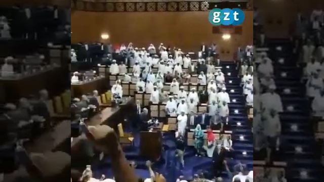 Вот так встретили Эрдогана в суданском парламенте смотреть онлайн