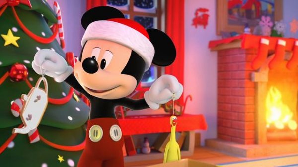 Help Mickey Mouse Decorate for Christmas 🎄| Me & Mickey | Vlog 80 |  @disneyjunior