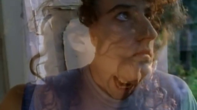 R.E.M. // The One I Love смотреть онлайн