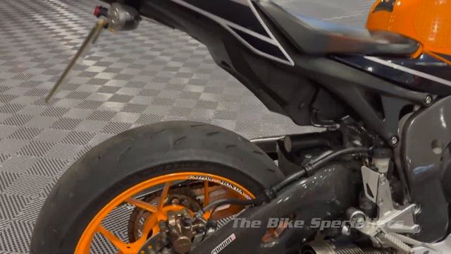 Honda CBR1000RR Fireblade REPSOL REPLICA смотреть онлайн