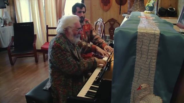 Л Бетховен Соната №14 'Лунная' исп Иоанн Богомил смотреть онлайн