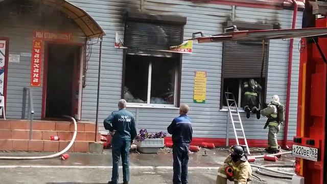 Пожар Сызрань кафе!чуть не взорвался!!! смотреть онлайн