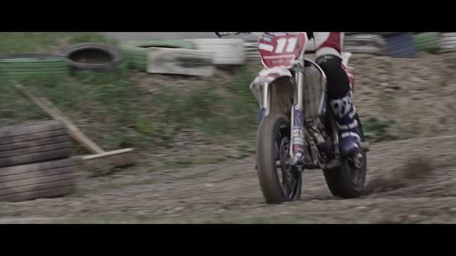 Мото-фристайл, мото-кросс (все в слоу-моушн). смотреть онлайн