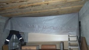 Монтаж пароизоляции на потолок