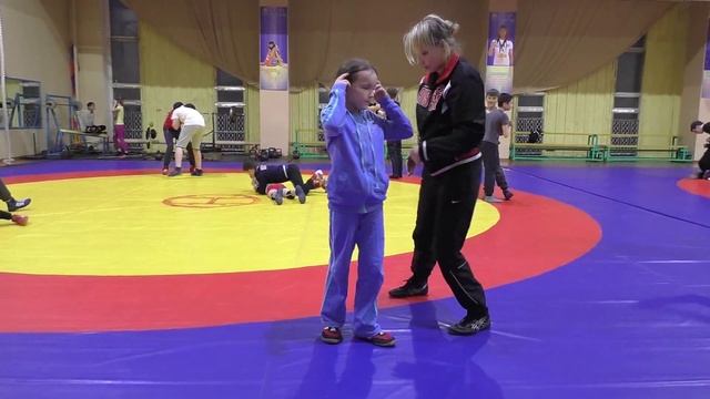 Приёмы на руках. Вольная борьба.