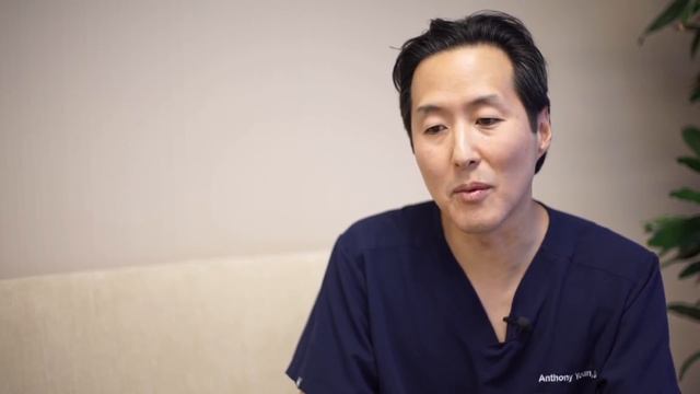 Does She Need Even BIGGER Breasts? Plastic Surgeon Reacts to BOTCHED смотреть онлайн