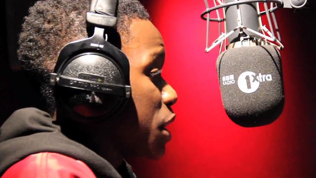 Tinchy Stryder - Fire In The Booth смотреть онлайн