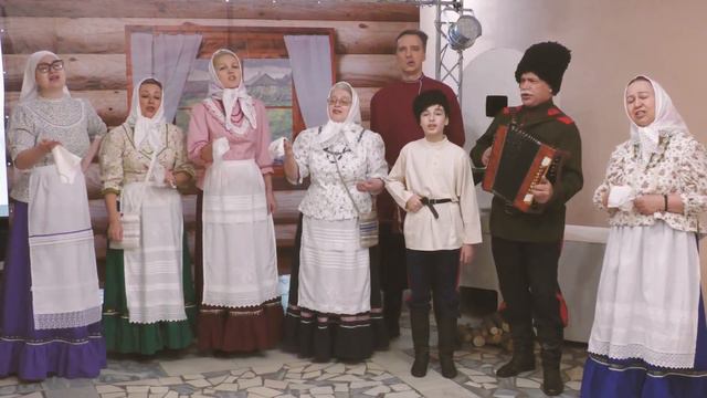 515 Ансамбль казачьей песни Отрада, г Нижневартовск Шан во поле смотреть онлайн