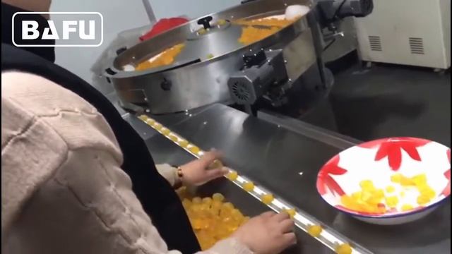 Мягкая упаковочная машина для конфет, машина для упаковки конфет