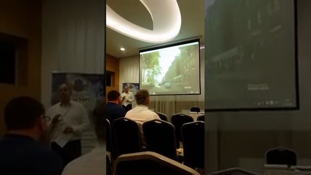 Торговая недвижимость Новосибирска, стрит-ритейл. Тренды. CESA-2016 смотреть онлайн