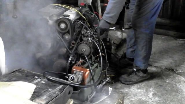 Endura DE engine running with a bosch ve pump from a DW8 смотреть онлайн