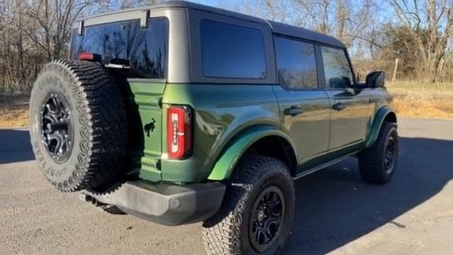 2023 Ford Bronco Hugo, OK #1698A смотреть онлайн