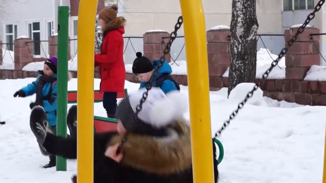 Социальная реклама. Реальность важнее смотреть онлайн