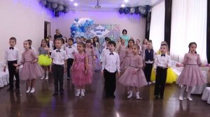 Песня "Первый звонок" Н  Май, исполняют выпускники 2021г.