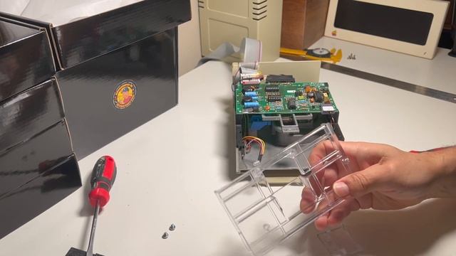 Apple II Floppy Drive Clear Face Plate Kickstarter Shipping & Installation Guide смотреть онлайн